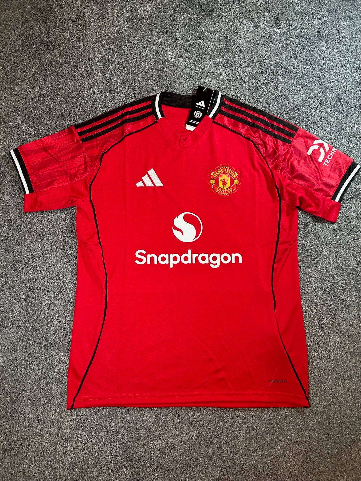 Manchester United 25/26 Home